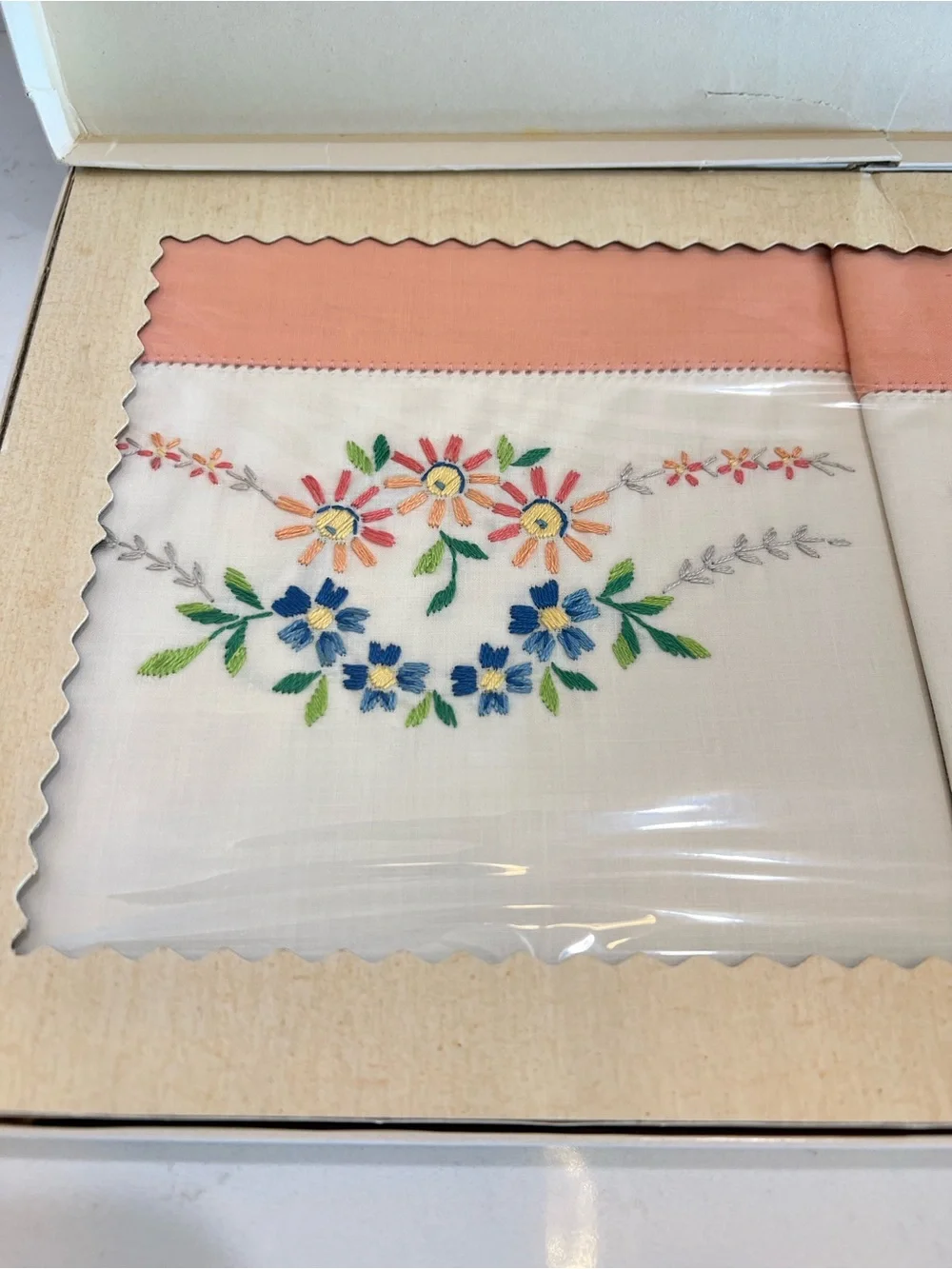 Vintage Embroidered Floral Pillowcases Pair New in Box Peach Cuff Standard